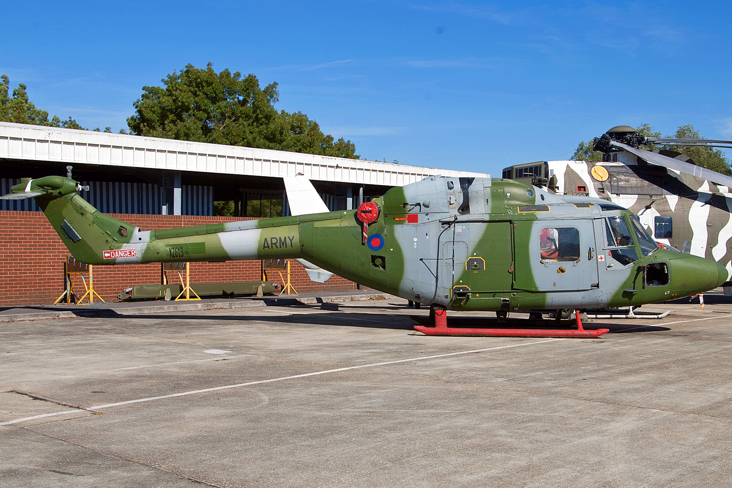 XZ613 Lynx AH7