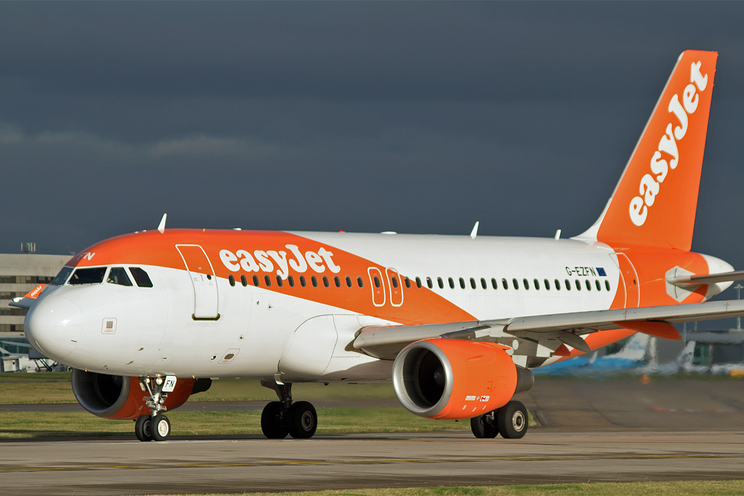 G-EZFN A319-112 EasyJet