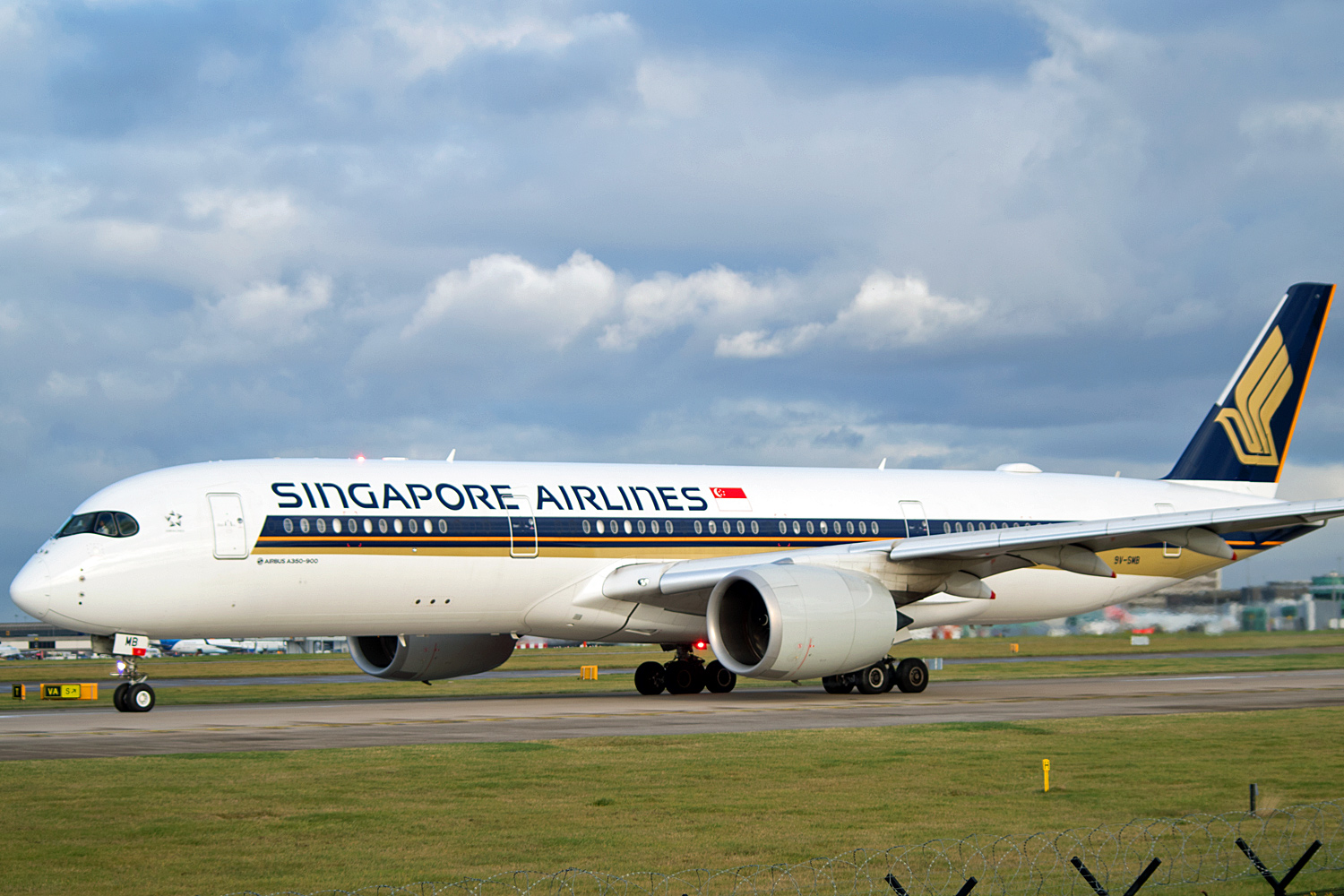 9V-SMB A350-941 Singapore Airlines