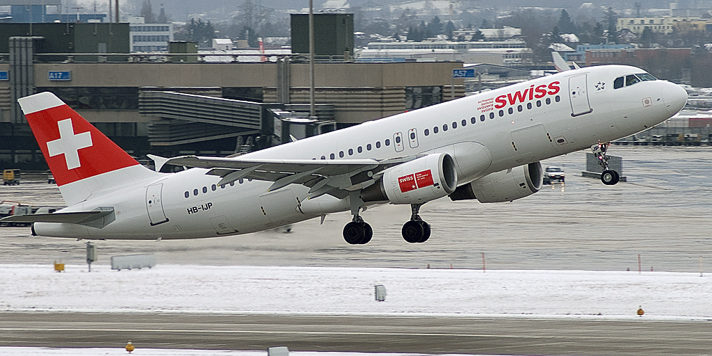 HB-IJP A320-214 Swiss International Air Lines