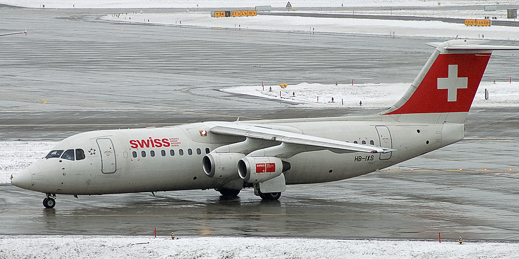 HB-IXS BAe146-RJ100 Swiss European Air Lines