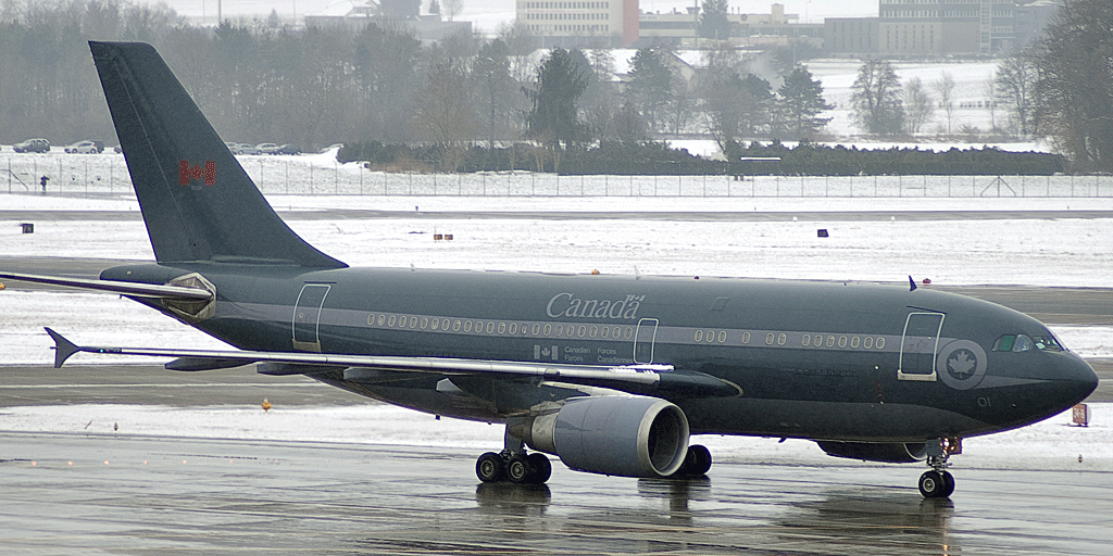 15001 A310-304 Canada/437 Sqn