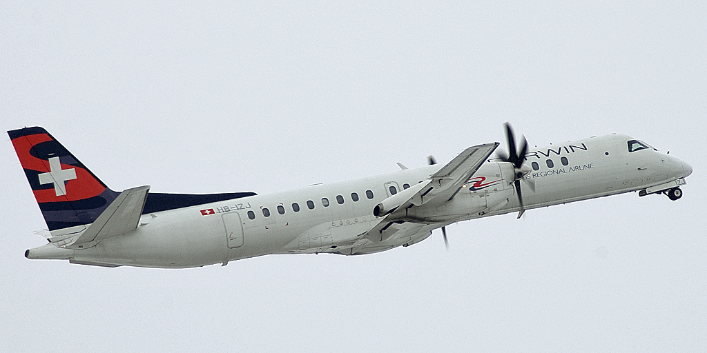 HB-IZJ Saab 2000 Darwin Airline