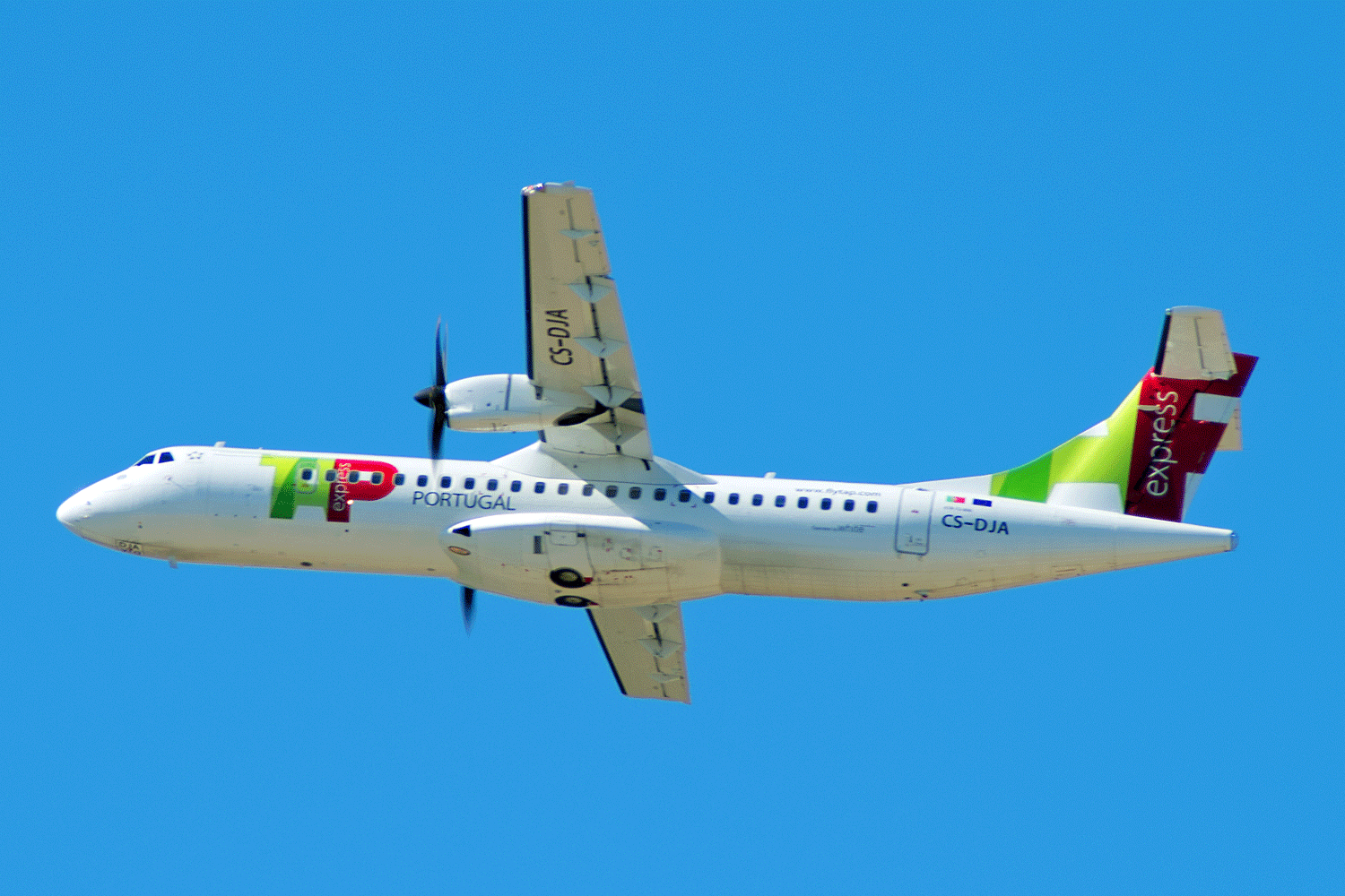 CS-DJA ATR 72 600 TAP Express