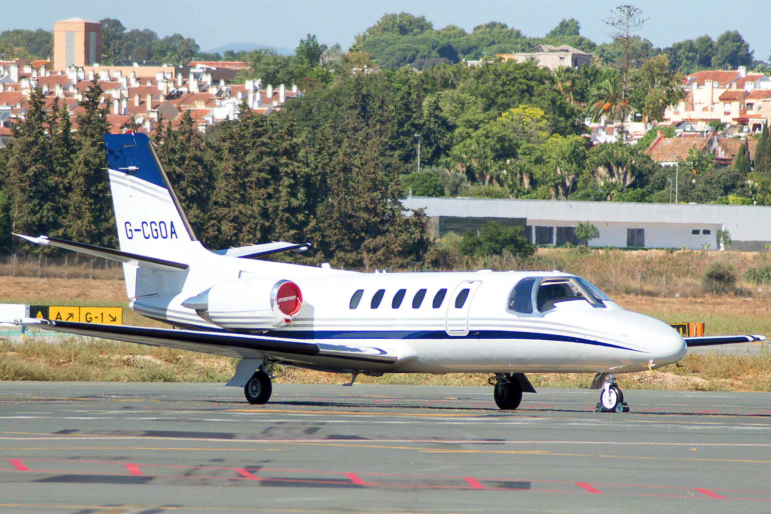 G-CGOA Ce 550