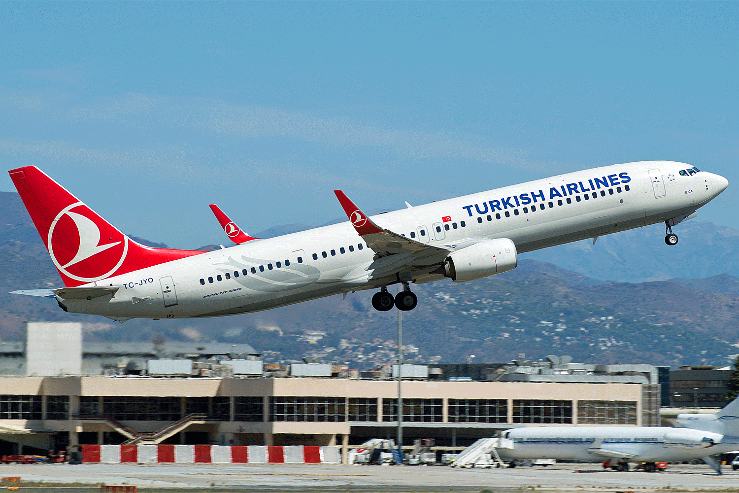 TC-JYO b 737 9F2ER Turkish Airlines