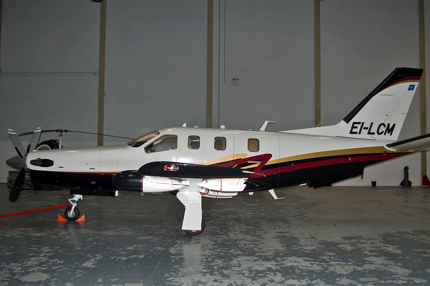 EI-LCM TBM 850 (Weston)