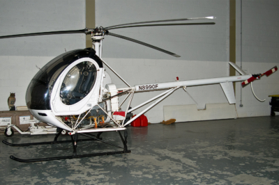 N8990F Hughes 269C (Weston)