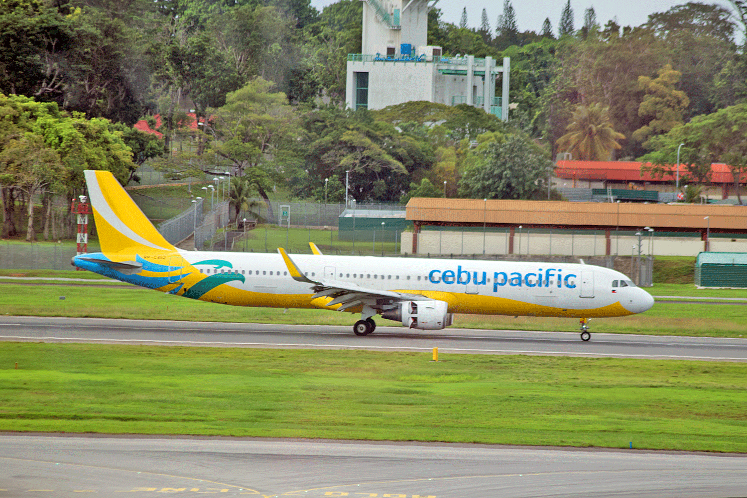 RP-C4112 A 321 211SL Cebu Pacific Air