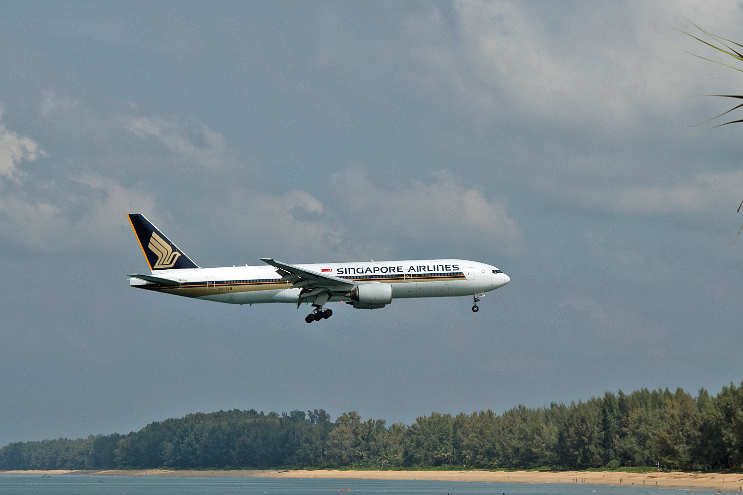 9V-SVB B 777 212ER Singapore Airlines