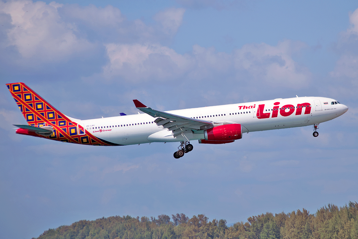 HS-LAH A 330 343E Thai Lion Air